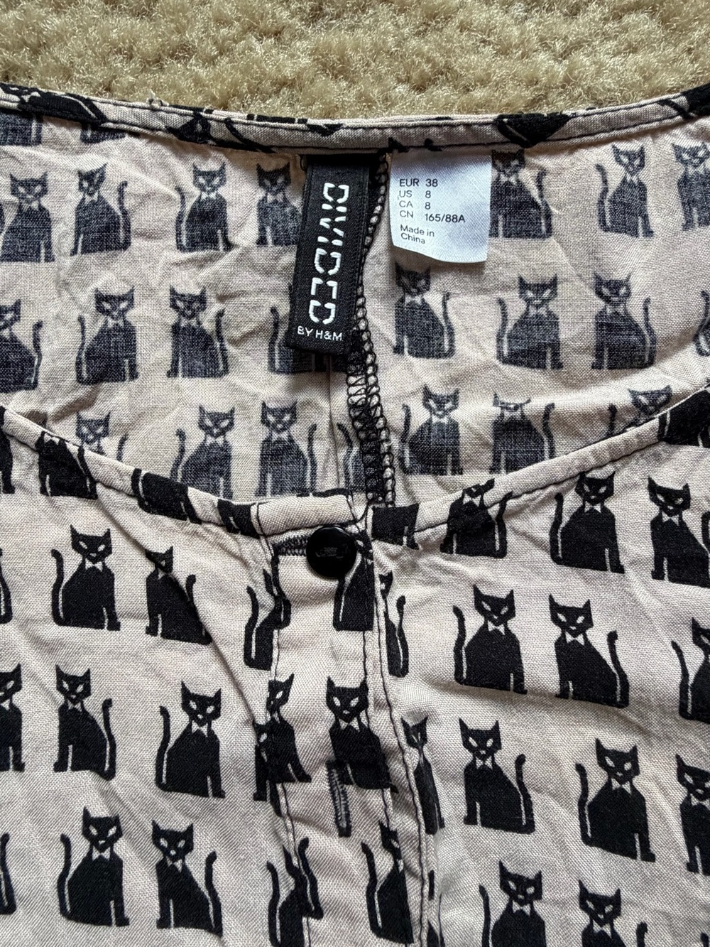 H&M Tan Mini Dress with Black Cat Print - Picture 3 of 7